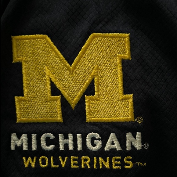 Michigan Wolverines Champion Blue Moisture Wick X-Large XL Logo Polo Shirt NWT - Picture 2 of 6